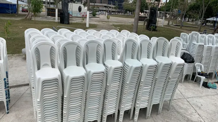 Locação de mesas cadeiras