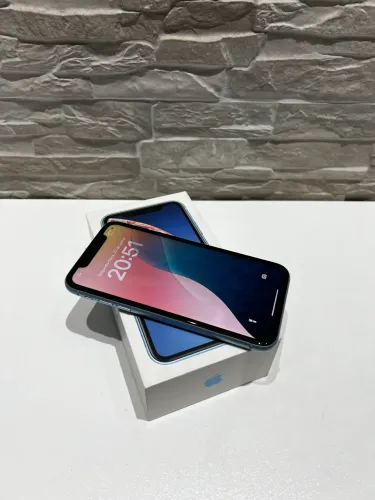 iPhone XR