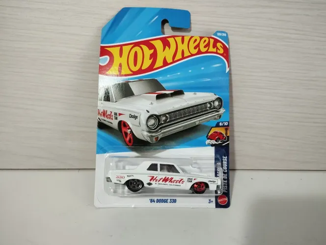 Miniatura Dodge 64 Hotwheels.