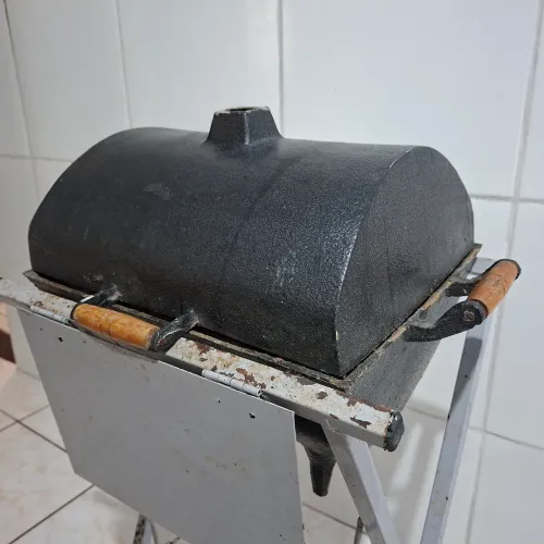CHURRASQUEIRA + SUPORTE