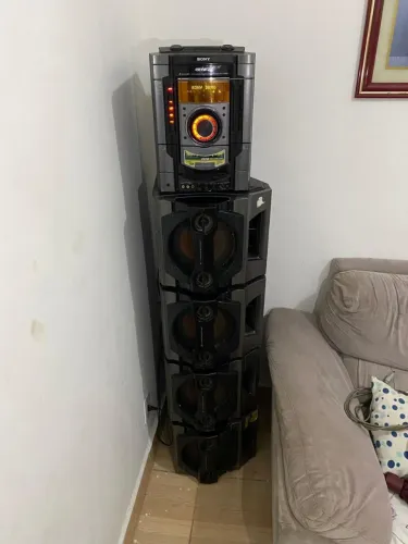 Sony genezi fst-zx80d