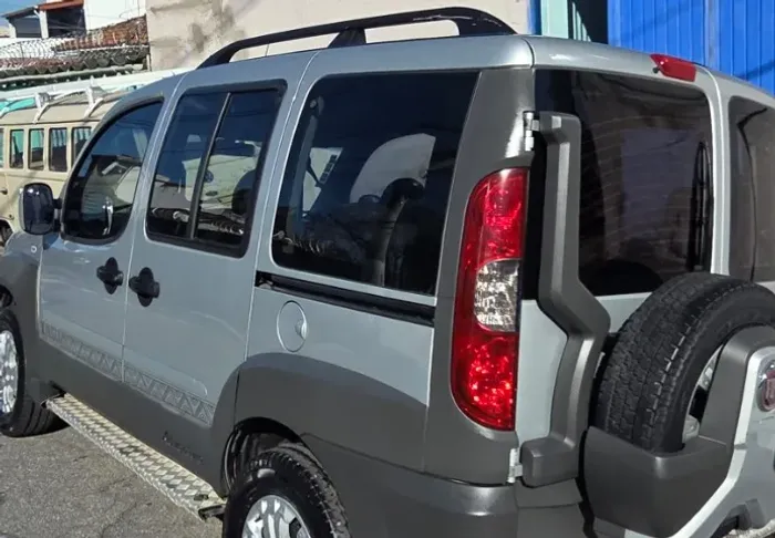 Fiat Doblo Adv/adv Tryon/locker 1.8 Flex 2013
