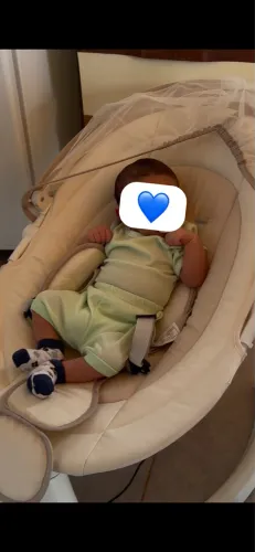 Cadeirinha de balanço elétrica
