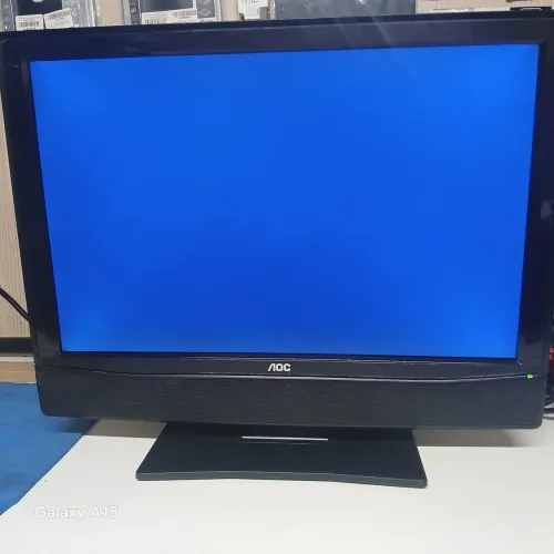 Vendo essa tv e munitor da AOC funcionando tudo em perfeito estado