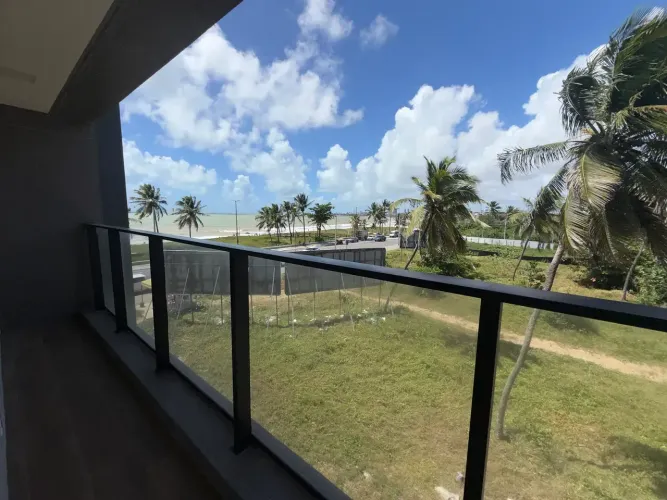 Aluguel anual. Apartamento novo predio frente mar em intermares.