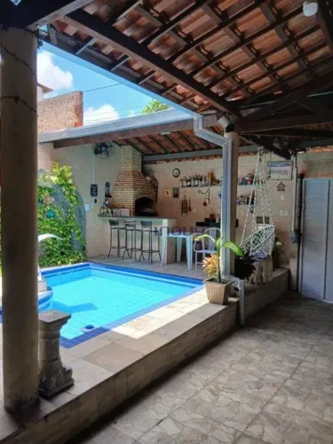 Casa com 6 dormitórios à venda, 127 m² por R$ 700.000,00 - Bonsucesso - Fortaleza/CE