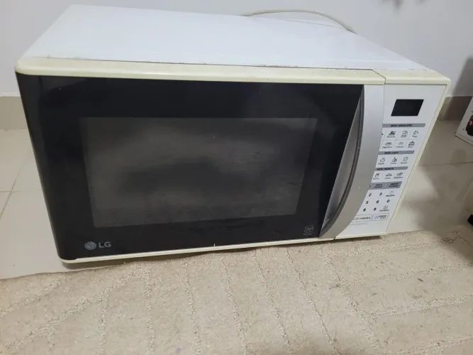 Micro-ondas LG grande