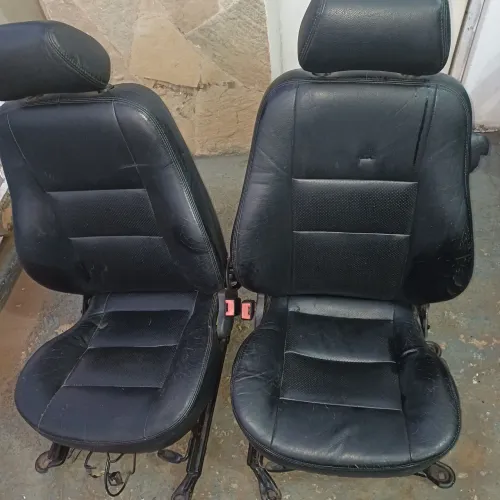 Banco da Ford currier 2010