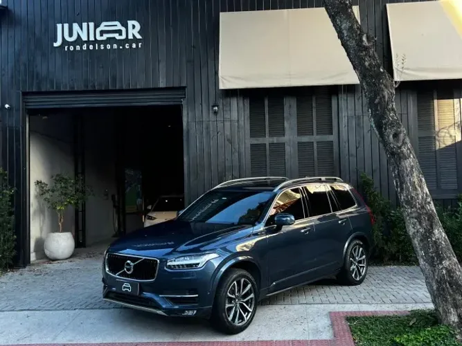 Volvo XC 90 D-5 Momentum 2.0 235cv Diesel 5P 2019