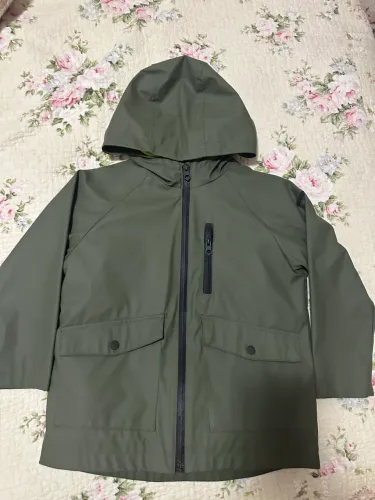 Casaco infantil impermeável  Zara 