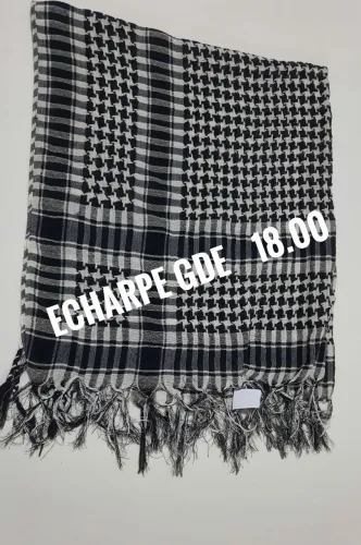 Cachecol e lenços