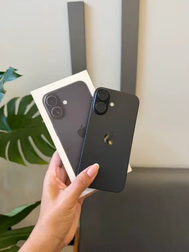 iPhone 16 128GB Preto Semi/ Loja Física 