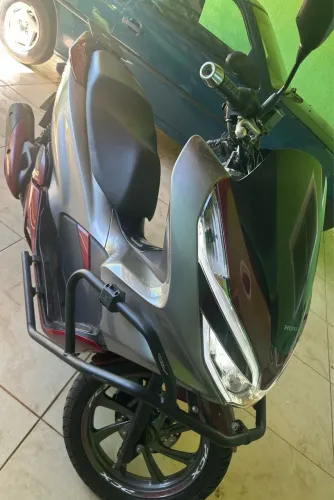 Vende-se HONDA PCX