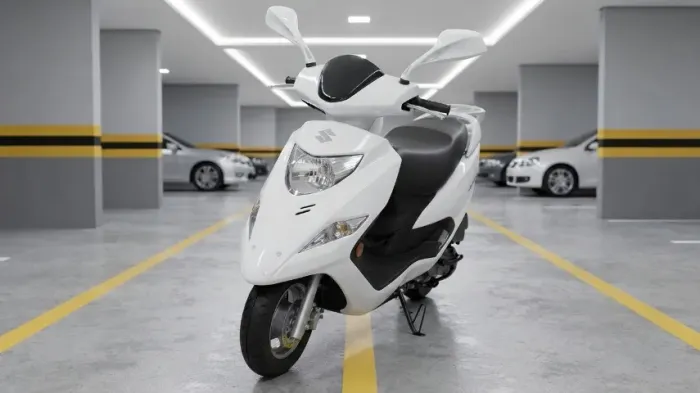 Suzuki BURGMAN 125 - 2016 - 9.700Km