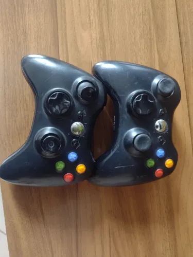2 controles originais Xbox 360 leia a descrição