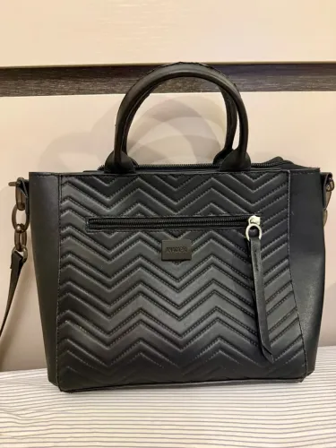Bolsa Transversal E De Mão Preta Anacapri