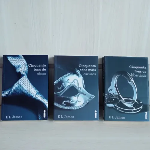 Lote 3 Livros Trilogia Cinquenta Tons de Cinza Perfeito Estado Coleção de livros