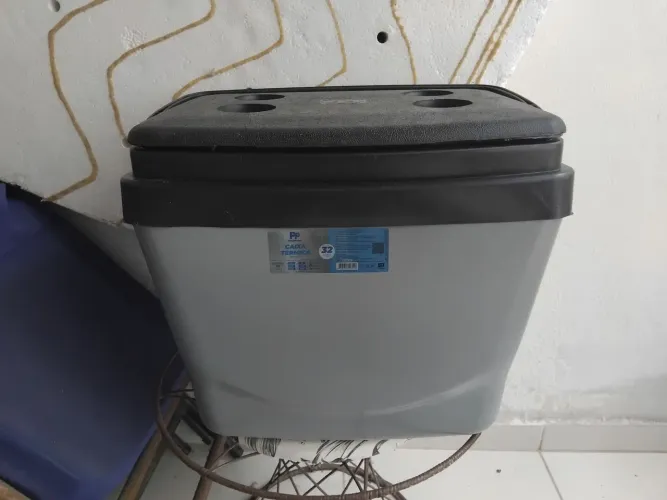 Caixa termina 32L (coller) nunca usado