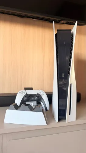 PlayStation 5 com leitor de disco