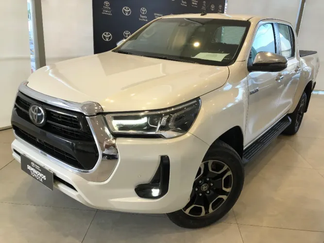 Toyota Hilux CD SRX 4X4 2.8 TDI 16V Diesel Aut. 2025
