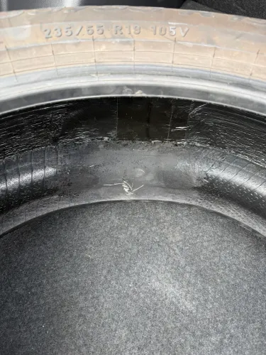 Pneu 235/55-R19