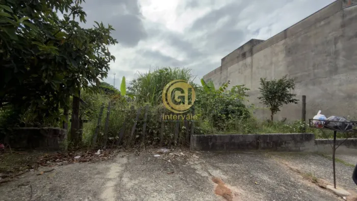 Terreno à venda em Jacareí-SP, Jardim Colônia: 360m² de oportunidade para investimento!