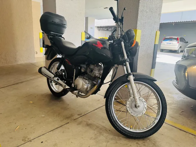 Honda CG Fan 125 2011 39.200km originais divido no cartão