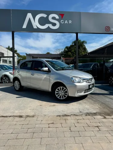 Toyota Etios XLS 1.5 Flex 16V 5P Mec. 2016