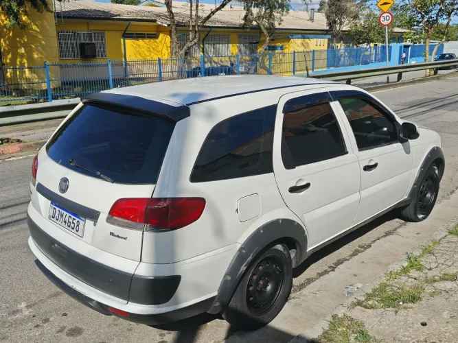Fiat Palio Weekend Trekking 1.6 Flex 16V 5P 2013