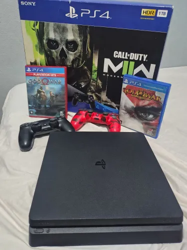 Vendo ps4 slim 1 terá na caixa