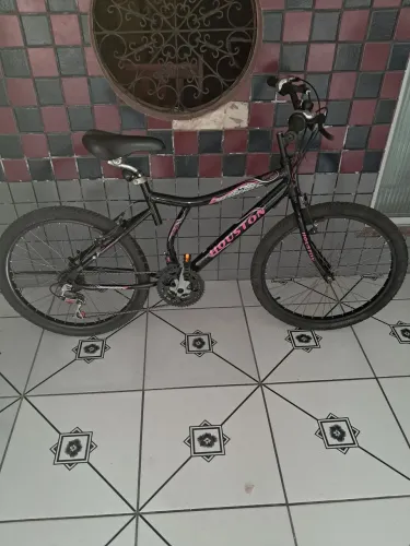 Bicicleta Houston Aro 24 - Preta (Único Dono / Excelente Estado)