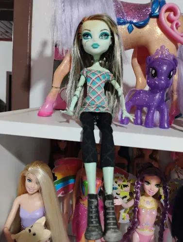 Boneca Monster high