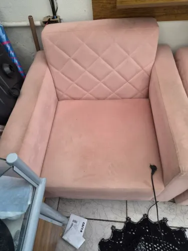 Poltrona rosa linda !!!