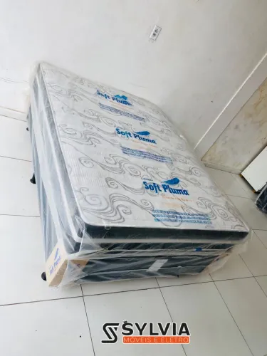 Cama box de casal com molas ensacadas