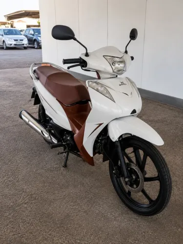 Moto em estado de zero