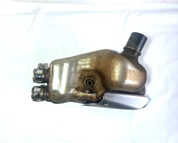 Catalisador original Honda CB 1000R de 2012 a 2016 usado
