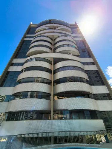 Apartamento na Treze de Julho - Mansão Saint Marie