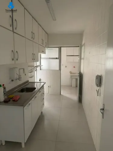 Apartamento 03 dormitórios, sendo 01 suíte