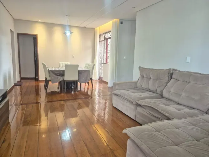 Casa à venda - Santa Helena, 4 quartos - Belo Horizonte
