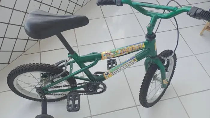 Bicicleta infantil menino com rodinhas