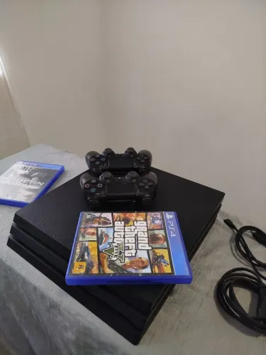 Playstation 4 PRO 1TB