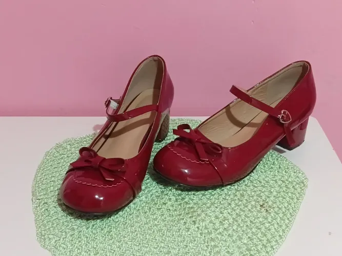 sapato boneca vinho