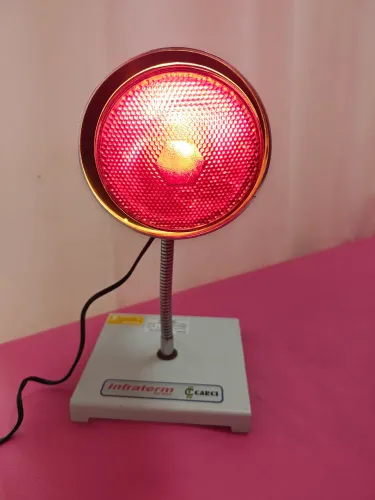Aparelho de infravermelho para fisioterapia