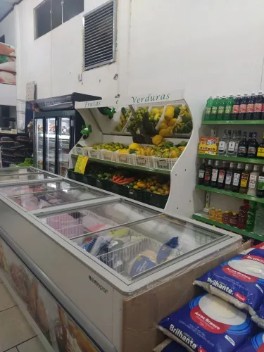 Mercado em Lindoeste PR.instalacao completa  mercado e açougue+ 43 placas solar $ 250.000