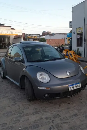 Volkswagen New Beetle 2.0 MI Mec./aut. 2010