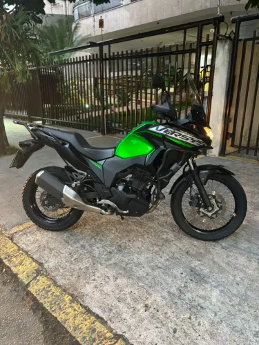 Kawasaki Versys 300x Verde 2025