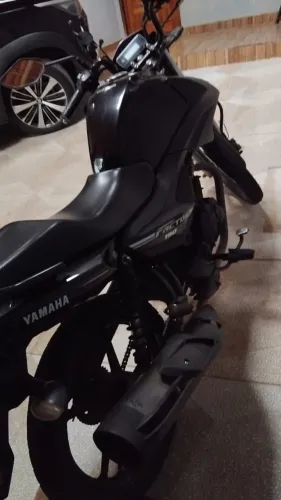 Vendo Factor 150cc, único dono, quitada, baixa quilometragem 