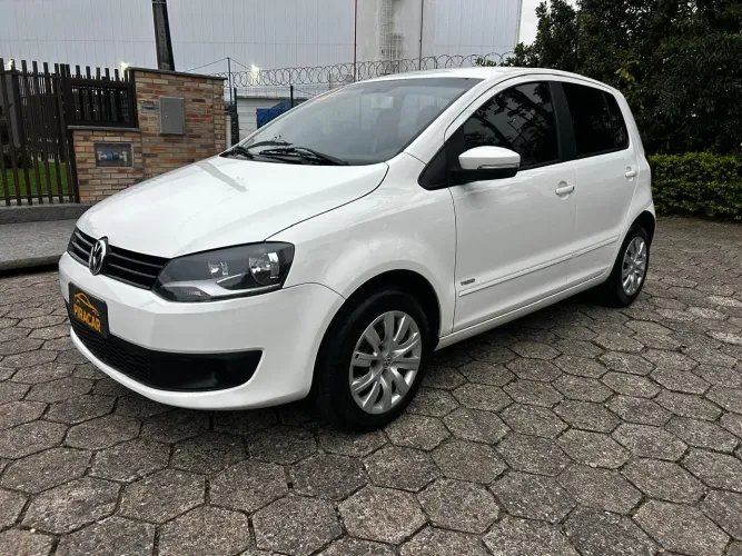 Volkswagen Fox 1.0 MI Total Flex 8V 5P 2011
