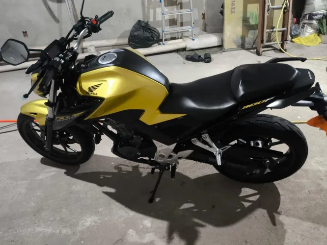 CB 300f Twister ABS