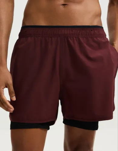 Bermuda Esportiva Cor Bordô em Microfibra com Short de Compressão Tamanho G